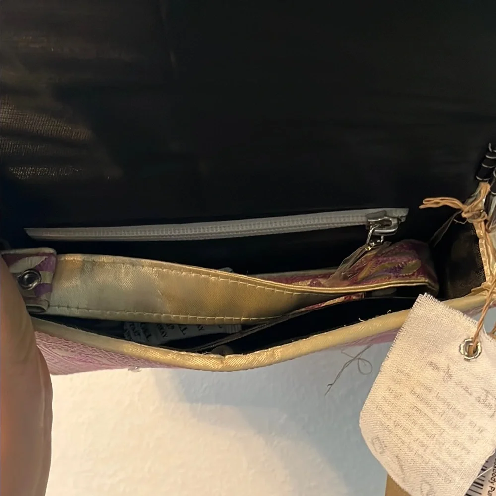 Banda Bags Crossbody Purse - Picture 3 of 4